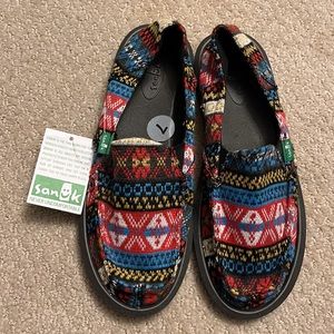 Sanuk ikat slip-on shoes, NWT comfy
